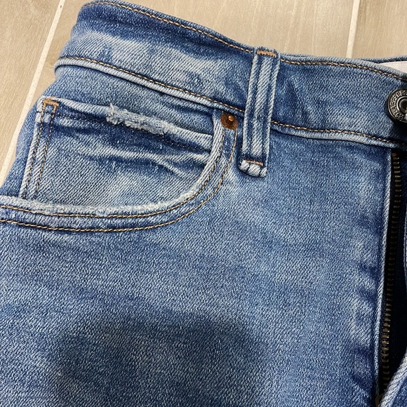 Abercrombie and Fitch Super Skinny Ankle High Rise - 25/0 SHORT - Picture 7 of 7